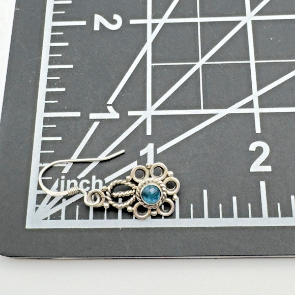 Sterling Silver Blue Glass Earrings Filigree Lightweight 1.25" - Picture 6 of 7